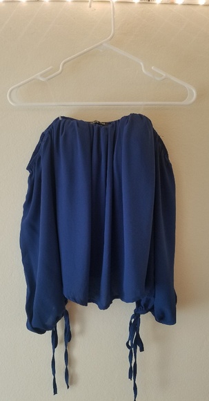 NWT Fashion Nova Flowy Off the Should Top - Picture 6 of 8